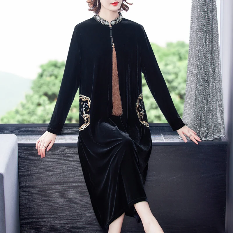 

Женское платье с длинным рукавом, с вышивкой