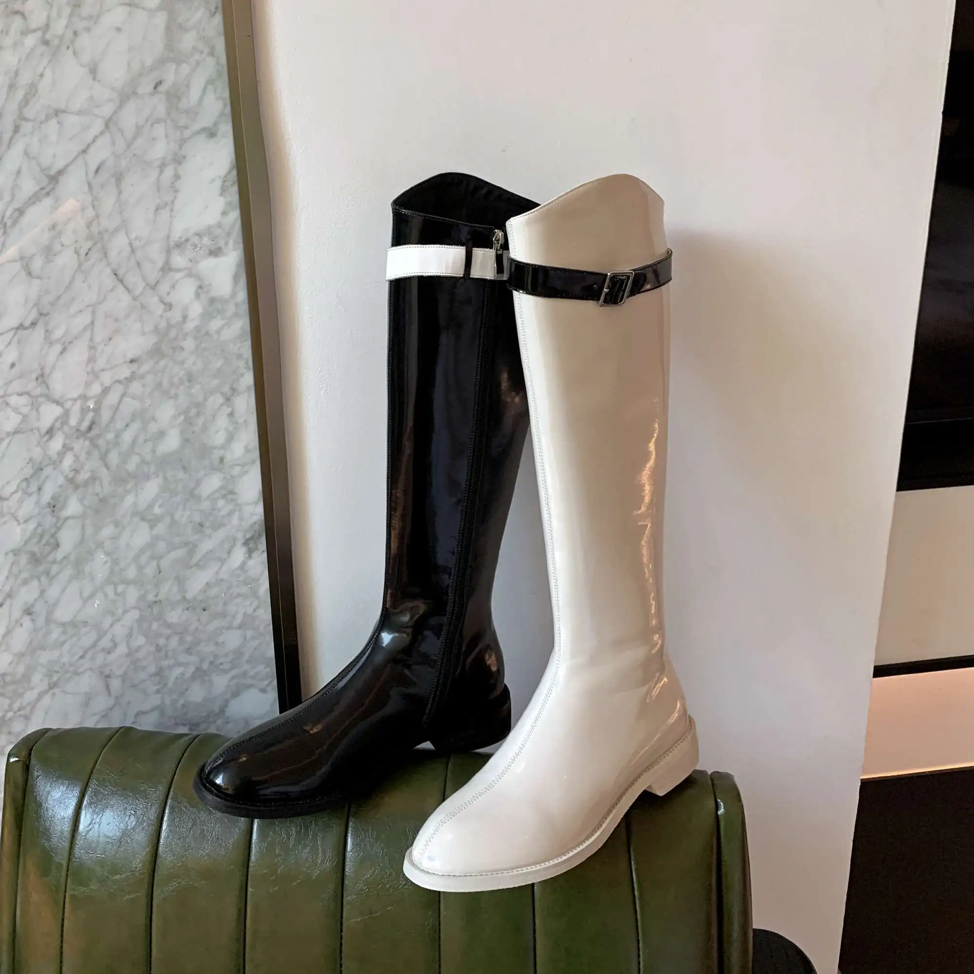 

Krazing Pot equestrian boots split leather mixed colors buckle decorations round toe thick low heel zipper thigh high boots L66