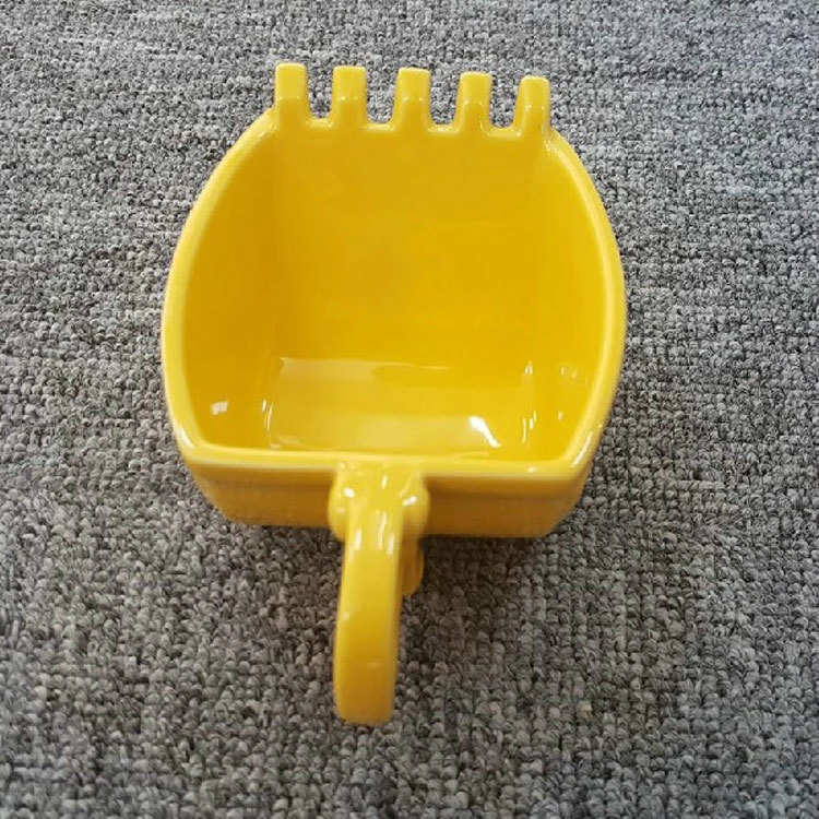 Creativity 3D Excavator Bucket Model Mug Funny Cigar Whiskey Ashtray Tea Ceramic Coffee Cup Teacup Cigarette Holder Verre Crane