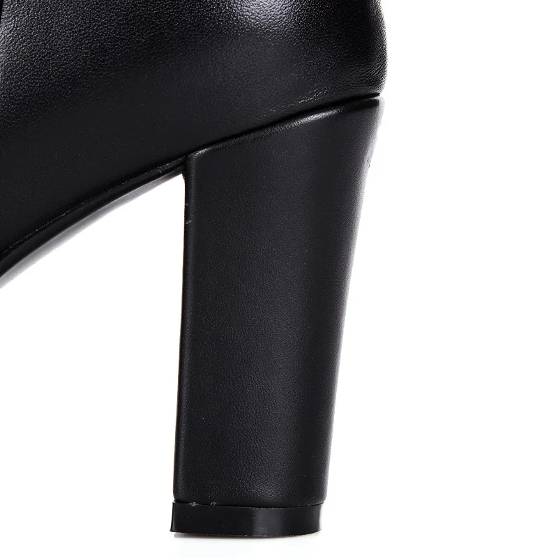 Женские зимние полусапожки из натуральной кожи на толстом высоком каблуке с