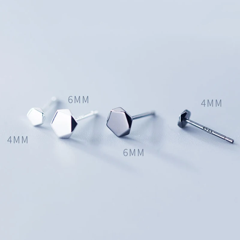 Женские серьги-гвоздики из серебра 925 пробы с геометрическим узором | Украшения и