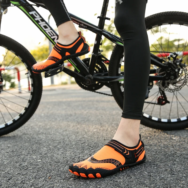 

Unisex Hiking Shoes Waterproof Non-slip Outdoor Climbing Seaside Barefoot Quick Dry Water Shoes Trekking Breathable Aqua Shoes