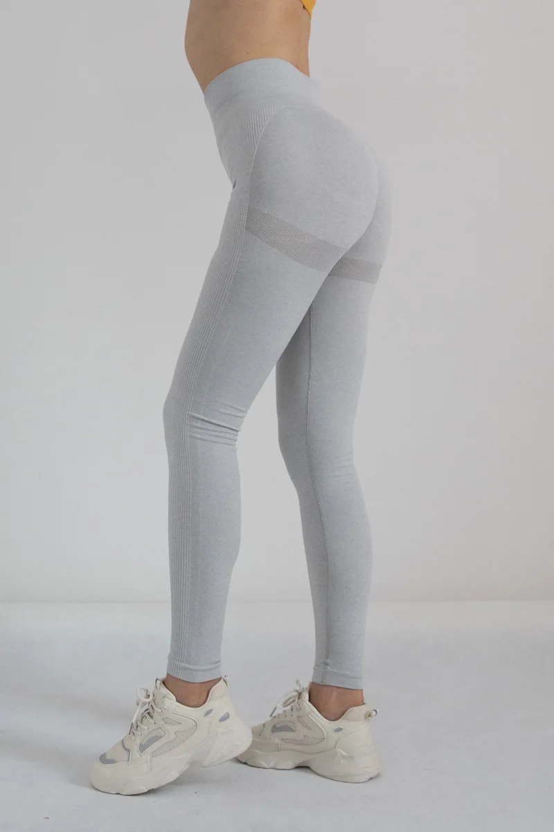 

2021 new female sports running fitness leggings sexy push-up high-waist leggings sexy slim gym seamless leggings