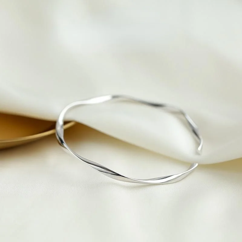 

Женский универсальный браслет Mobius, простой браслет из серебра 925 пробы, светильник лый роскошный нишевый браслет Ins Design Sense, ювелирные издели...