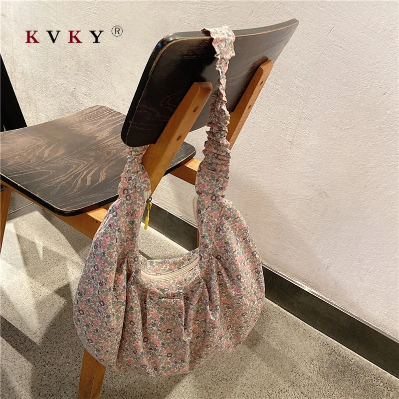 

2020 Summer New Female Floral Cloth Bag Small Floral Fold Crossbody Bag Fashion Dumpling Bag Reusable Shopping Eco Bag Wholesale