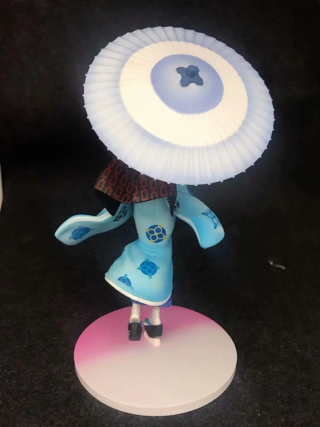 

Re: Life In A Different World From Zero Rem Action Figure 1/8 scale Holding An Umbrella Kimono Rem PVC figure Toy Brinquedos