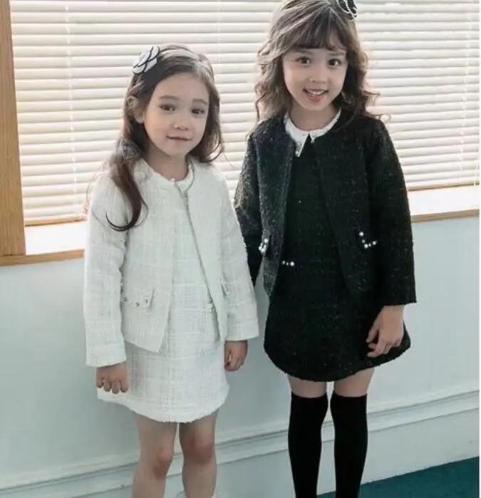 Эксклюзивный комплект детской одежды осень 2019 белые черные пальто и платья