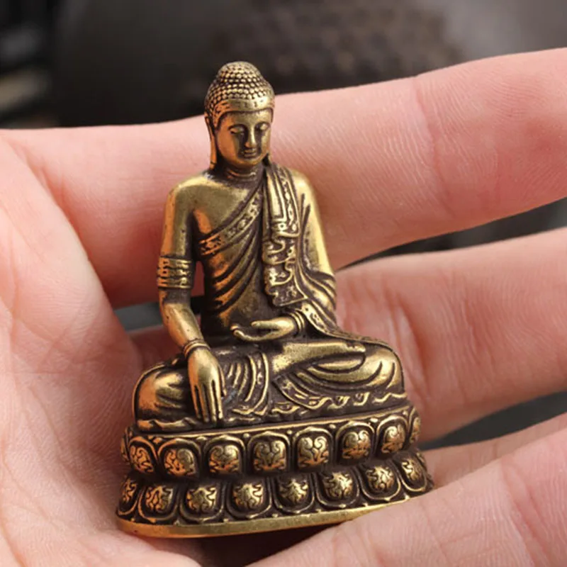 Retro Brass Buddha Sakyamuni Statue Mini Portable Pocket Sitting Buddha Sculpture Home Decor Office Desk Decorations Ornaments