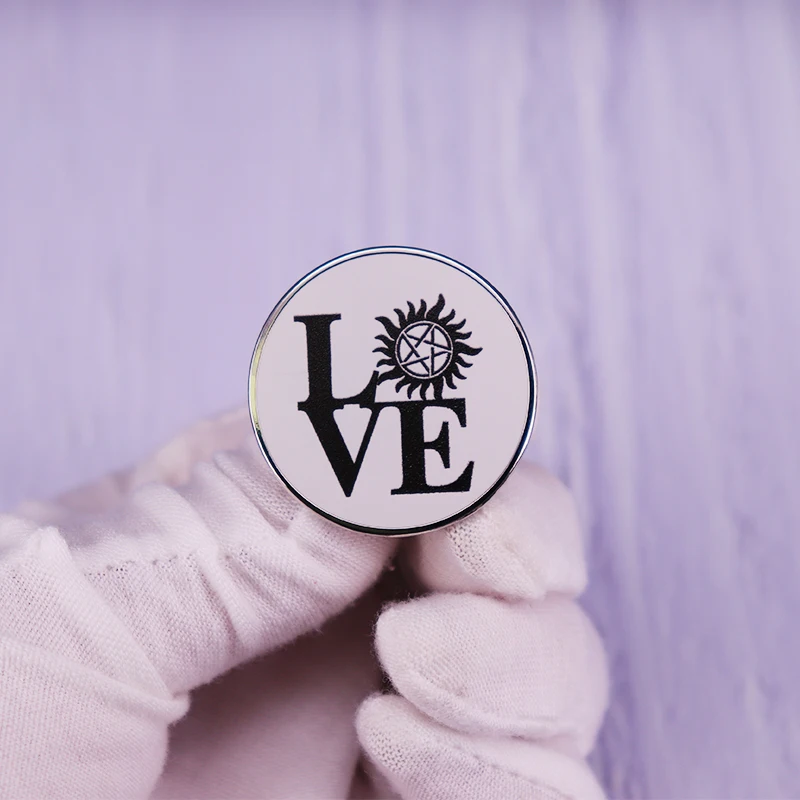 Значок для кнопки TV Сверхъестественное Винчестер Bros Love с символом анти-владения -