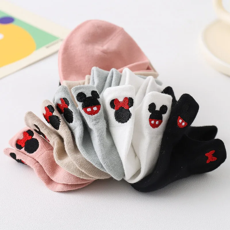 

Female Cute Socks Contton Embroidery Bee Students High Quality Wintersokken Black Gray White Pink Brown Winter Summer 2022 New