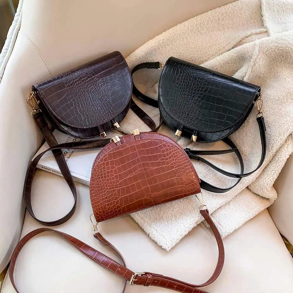 

Retro Alligator Pattern Crossbody Saddle Bags Women Solid Color PU Leather Handbag Luxury Semicircle Small Shoulder Bag