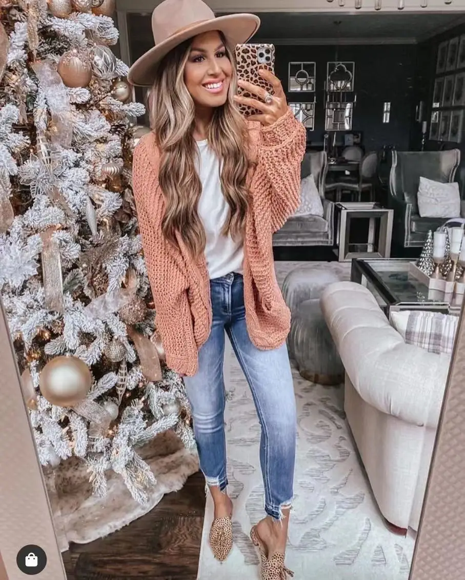 

2020 Ins Hot Sale Solid Color Women Thick Pin Sweater Coat Fashion Autumn and Winter Pocket Knit Cardigan