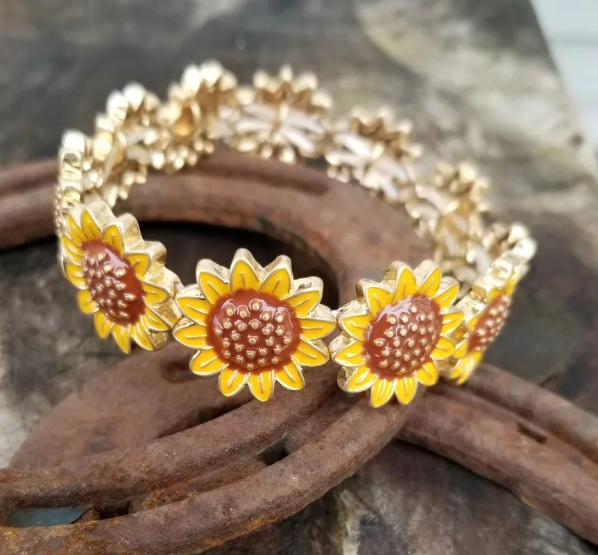 2021 Wholesale Sunflower Sun Flower Daisy Bracelet Alloy Adjustable Elastic Flower Bracelet