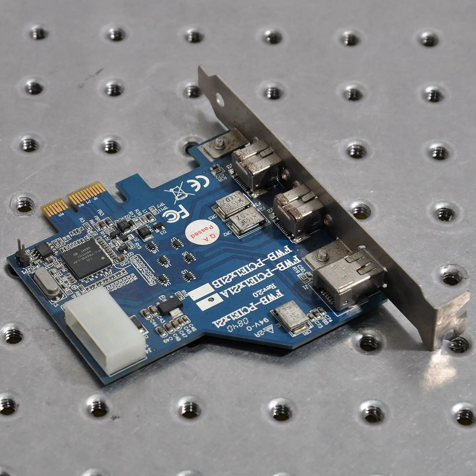 Тайвань иои FWB-PCIE1x21 IEEE1394B Карта видеозахвата | Компьютеры и офис