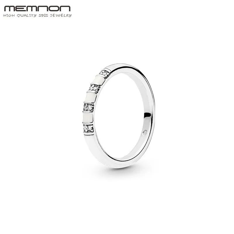 Женское кольцо с экзотическими камнями из серебра 925 пробы