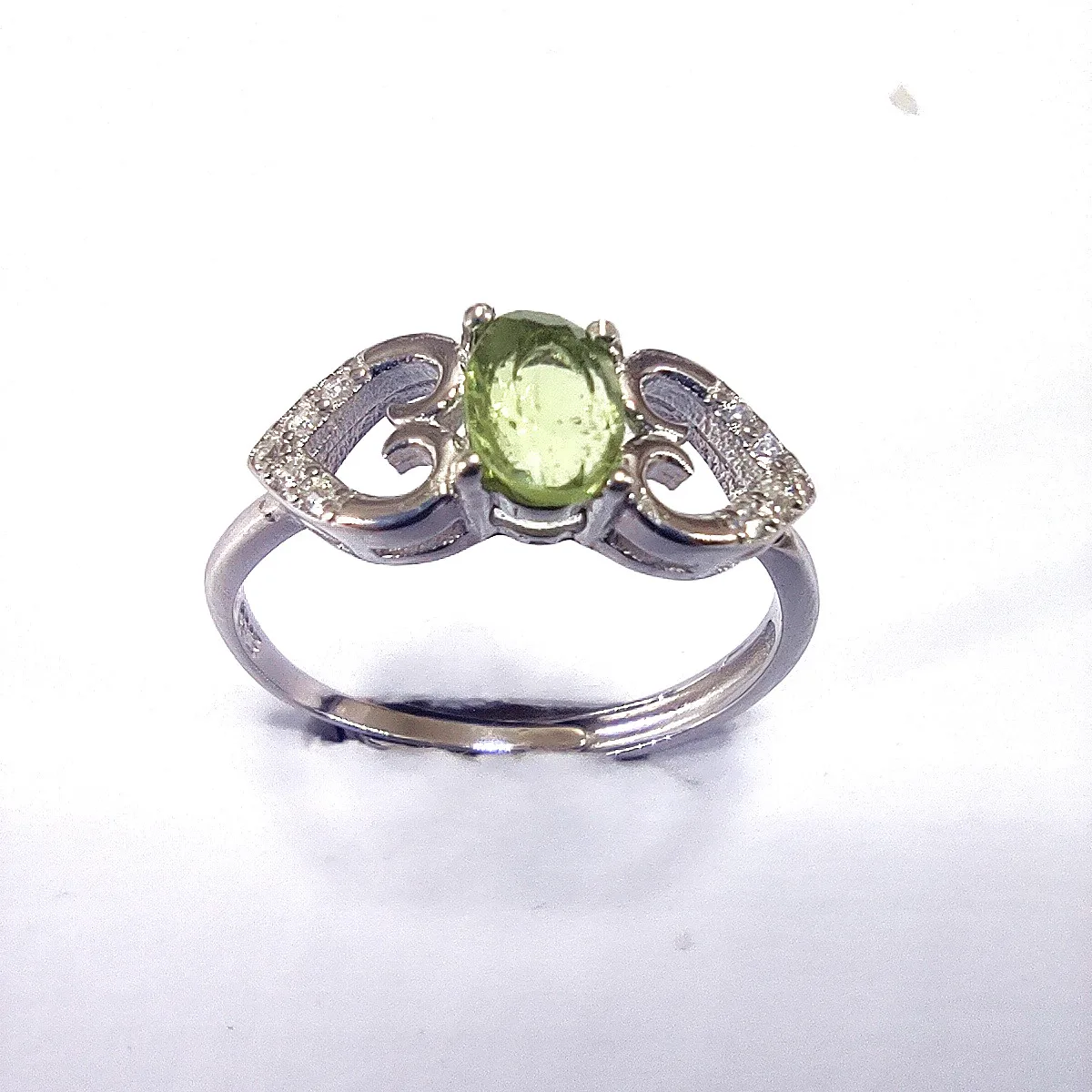 

KJJEAXCMY boutique jewelry 100 % 925 Sterling Silver Natural Green Peridot Girls Ring Mini Love Support Recheck