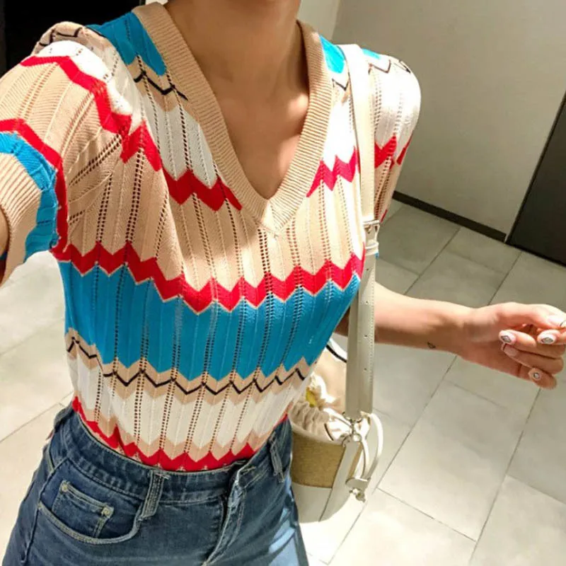 

New Autumn Knitted Strip Casual Womens Sweater Tops Fashionable V-Neck Short Sleeve Female Pullover Slim Fit Ladies Jumper