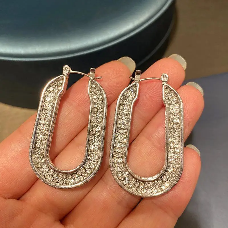 Женские серьги с круглым вырезом стразы весна 2019|Серьги-кольца| |