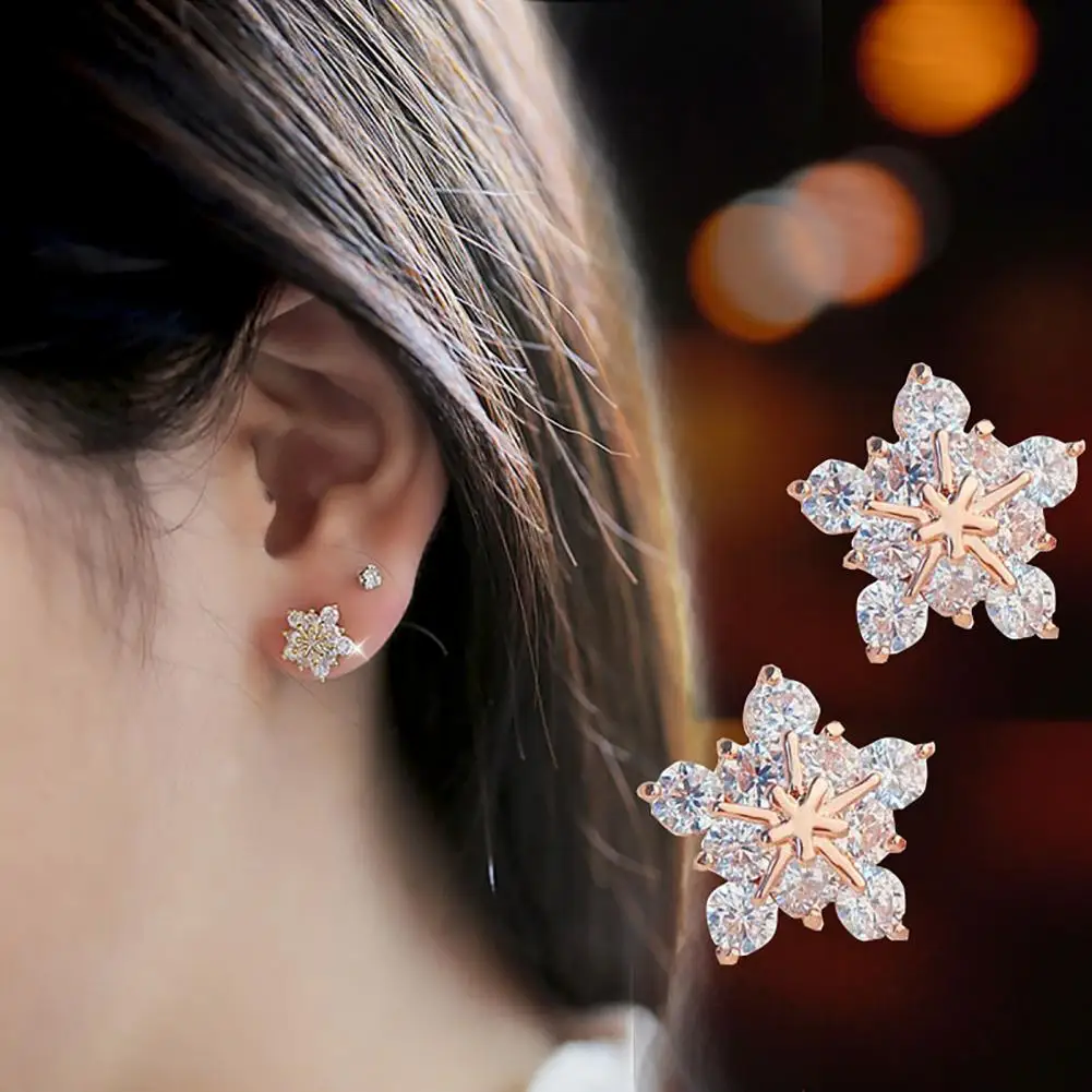 

50%HOTEar Studs Five-petal Flower Twinkling Alloy Earring Jewelry Accessory for Dating