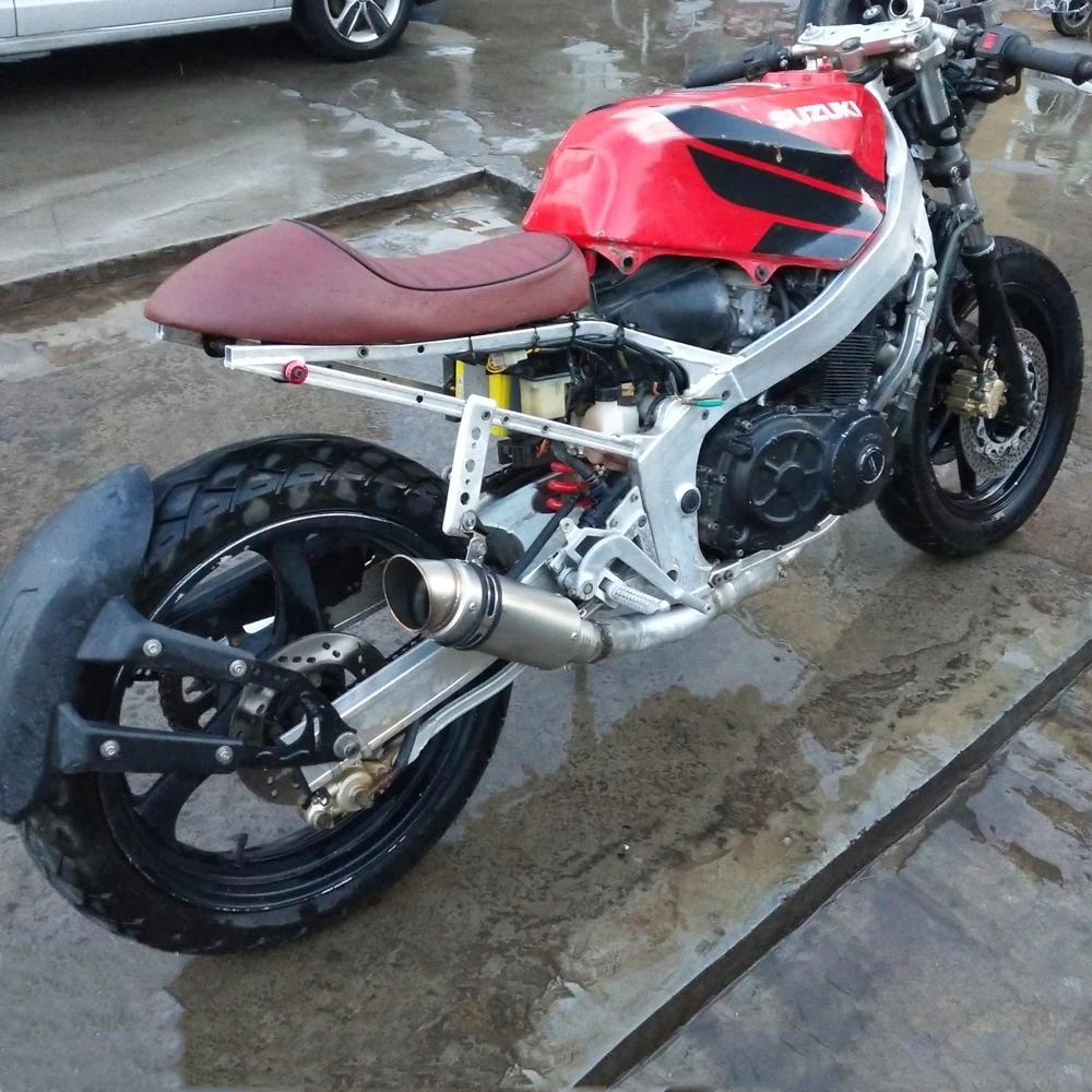 Глушитель выхлопной трубы для мотоцикла горшок скутера с лазерным логотипом Suzuki