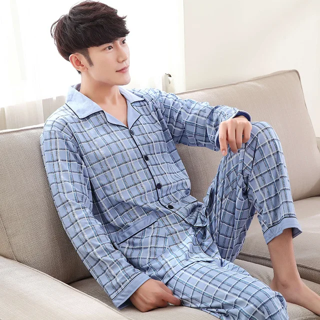 Атласная пижама мужская. Пижама мужская. Мужская пижама для сна. Шелковые пижамы мужские ташкент. Пижама корейская для мужчин.