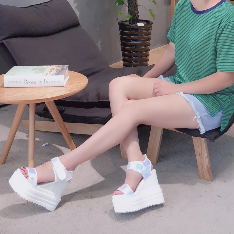 Женские босоножки на танкетке 14 см сандалии очень высокой с открытым носком и