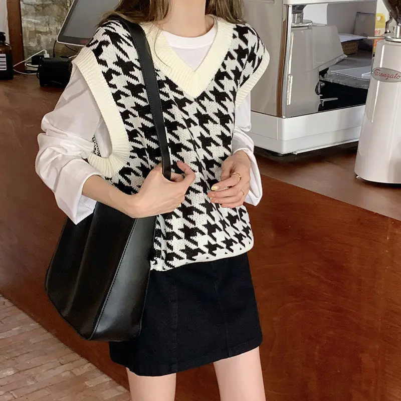 

Women Sweater Vest Autumn Houndstooth Plaid V-Neck Sleeveless Knitted Vintage Loose Oversized Female Pullover Waistcoat Tops