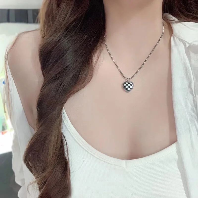 Женское Ожерелье в клетку Y2K металлическое винтажное ожерелье конфетных цветов