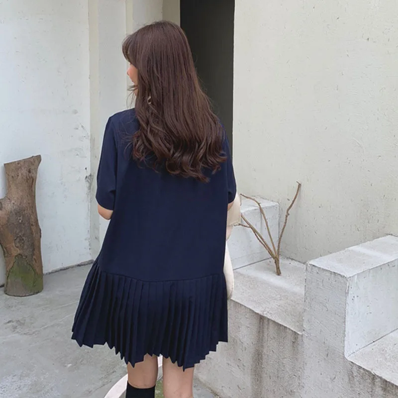 LANMREM темно-синее платье с круглым вырезом коротким рукавом сшитое плиссированное