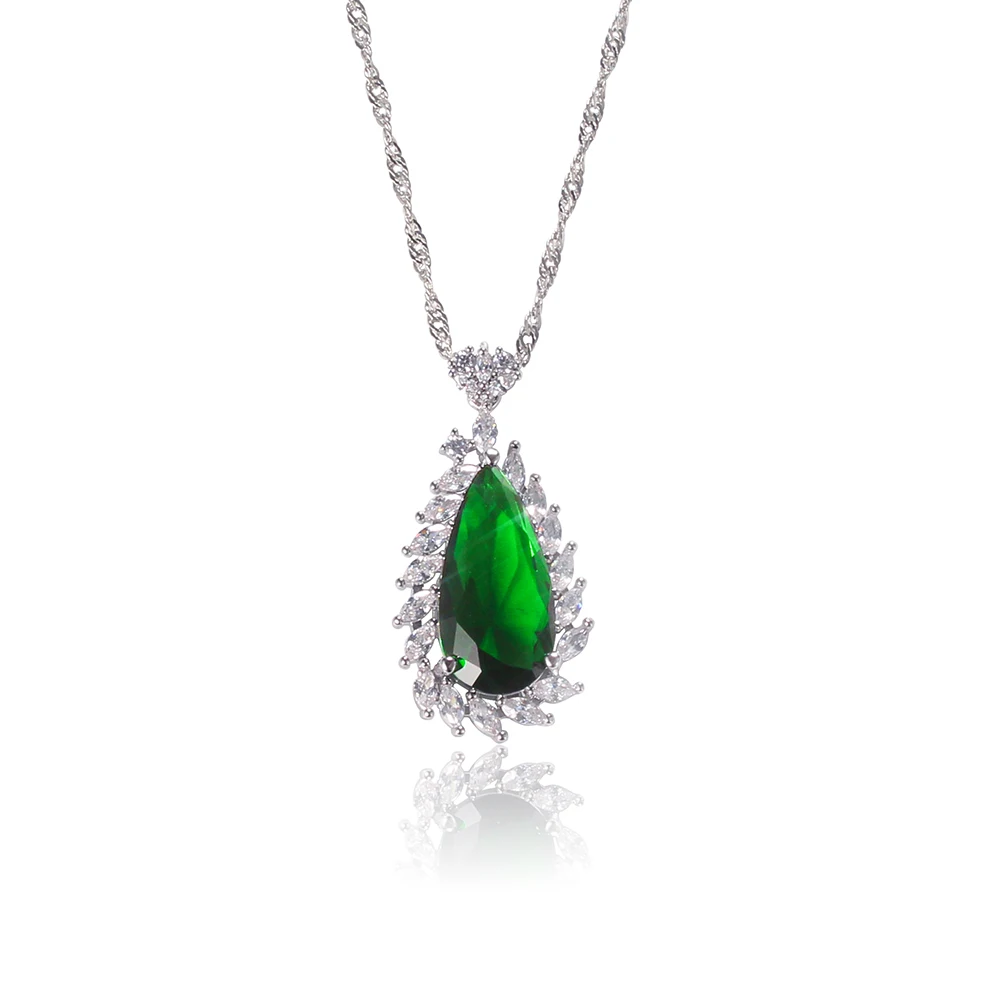 

Women Necklace Fashion Necklace Drop Shaped Pendant Inlaid Green Cubic Zirconia Gifts for Friends Specially Designed for Women
