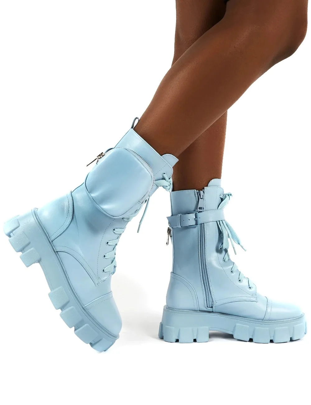 Женские ботинки со шнуровкой и карманами женские на ремешке с пряжкой широким