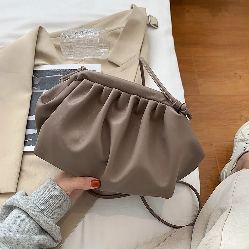 

Искусственная кожа облако сумка для женщин 2021 зимние подмышки сумка женские сумки через плечо женские дорожная сумочка