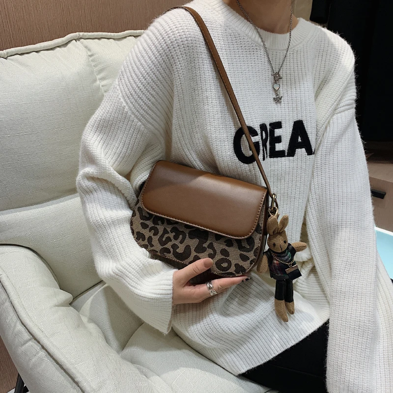 

Женская сумка с леопардовым принтом, сумка-мессенджер на одно плечо в Корейском стиле, 2021