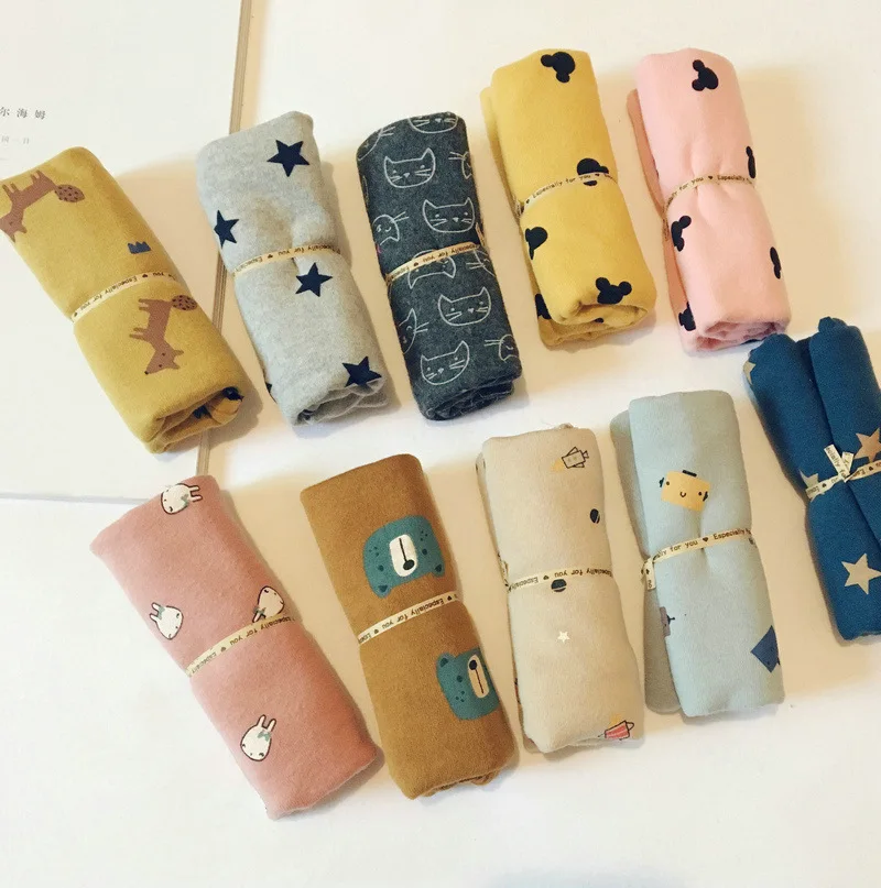 Осенний модный однотонный шарф с мультяшным принтом Детская бандана в Корейском