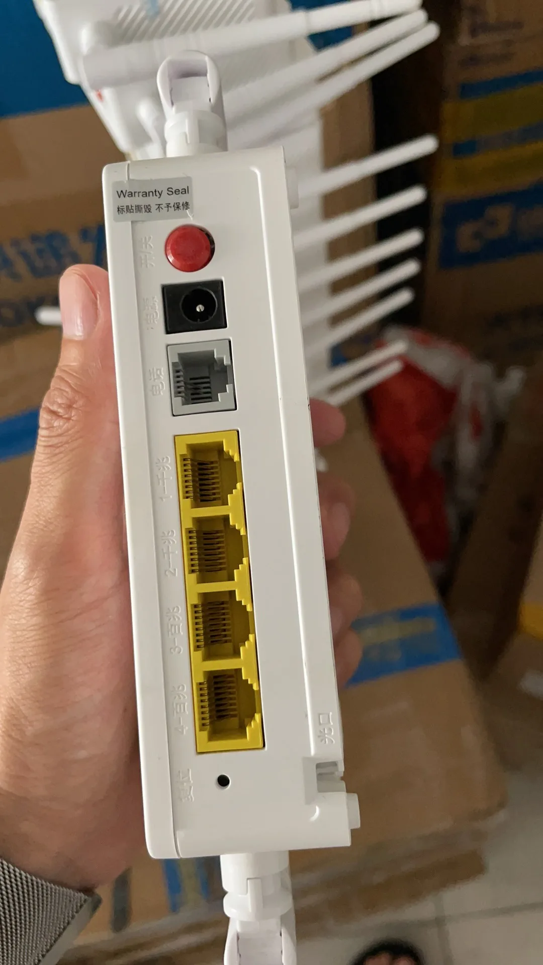 

5 . ZTE ONU ONT NEW F663NV9 2GE + 2FE + 1TEl + 1USB + WIFI GPON ONU