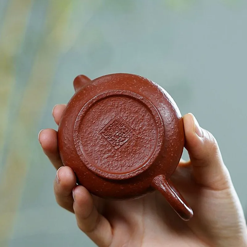 

100ml Boutique Yixing Purple Clay Teapots Raw Ore Zhu Mud Handmade Tea Pot Chinese Zisha Filter Tea Set Customized Gifts