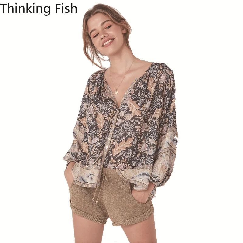

V-neck chiffon shirt printing loose women's casual and comfortable in summer on the Bohemian blouse sleeve buckles nine quarters