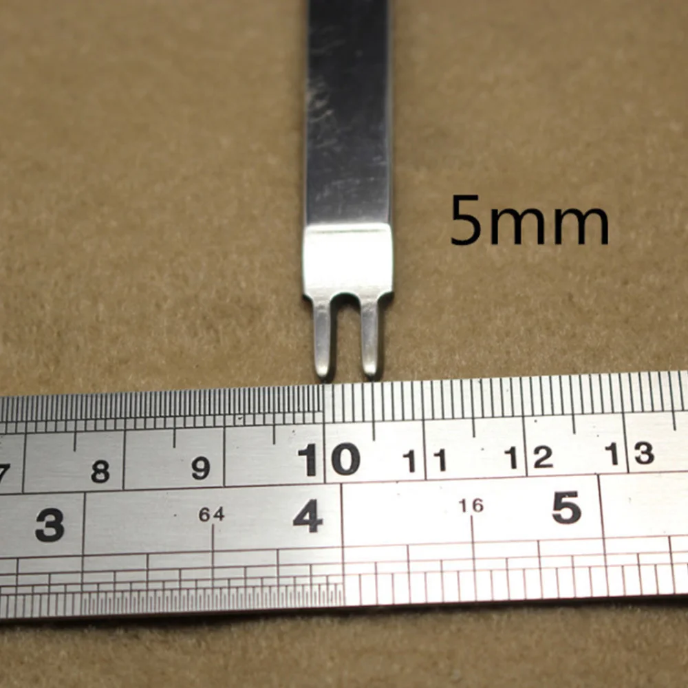 

4pcs 5/6mm Leather Craft Tools Hole Punches Lacing Stitching Tool parts 1 Prong/2 Prong/4 Prong/ 6 Prong