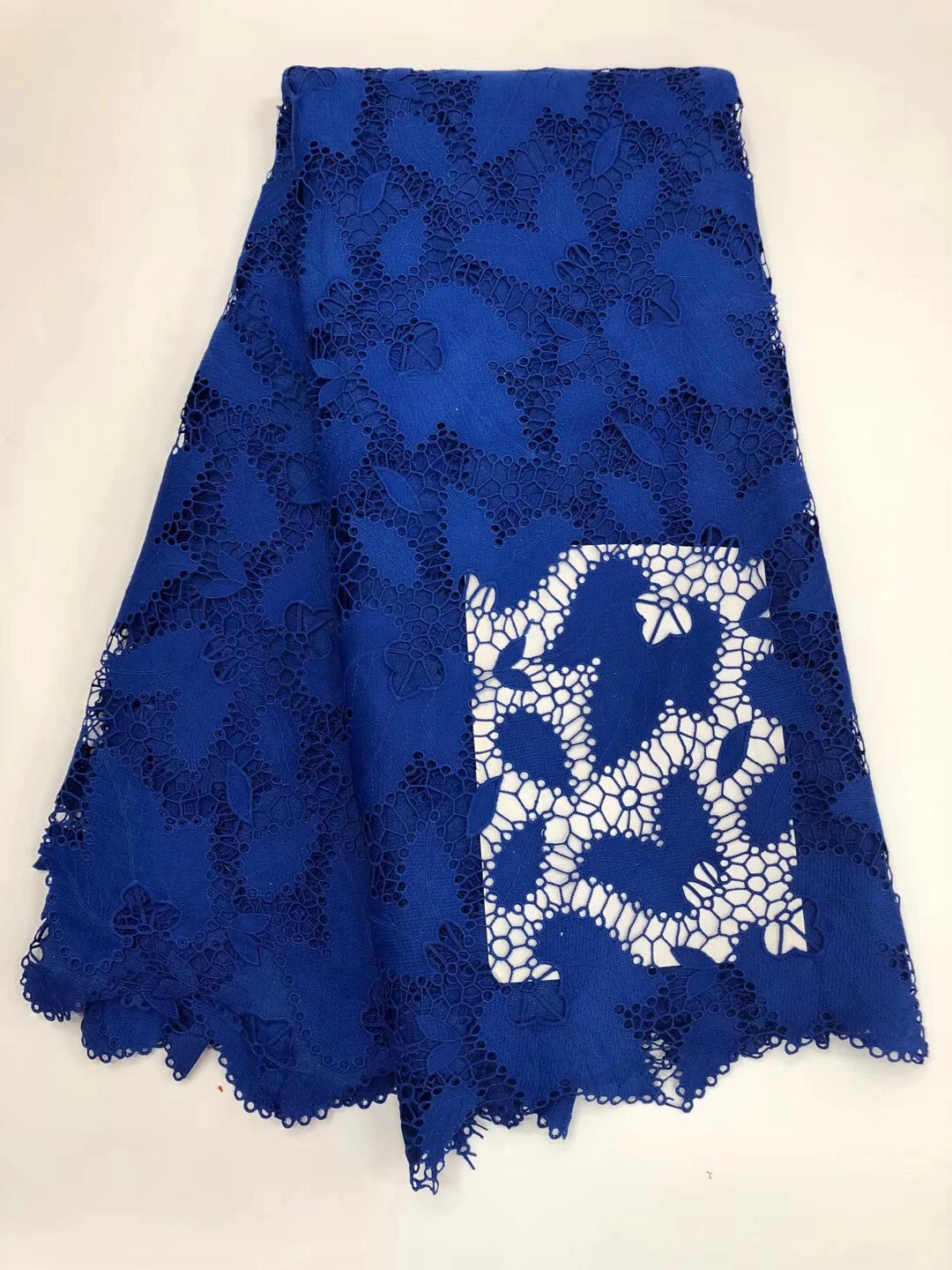 

Guipure Lace Cord Lace Fabric High Quality Nigerian Lace Fabric 2020 African French Water Soluble Cord Lace For Wedding KR20204