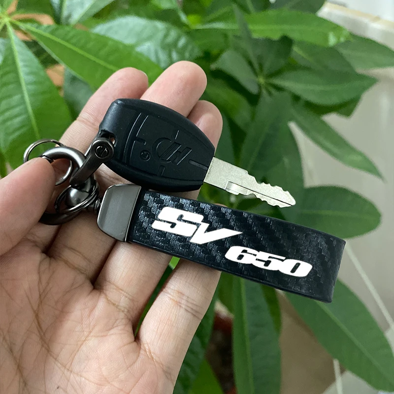 

Motorcycle Keychain KeyRings Leather Keyring Key Chain for For Suzuki SV650 SV 650 SV650X SV650S Accessories