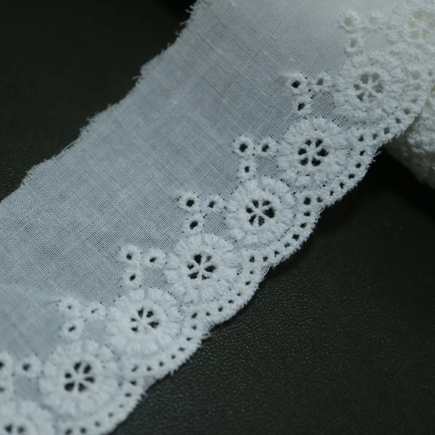 

5yards simple White flower embroidery lace trims and ribbons DIY sewing accessories for home decoration