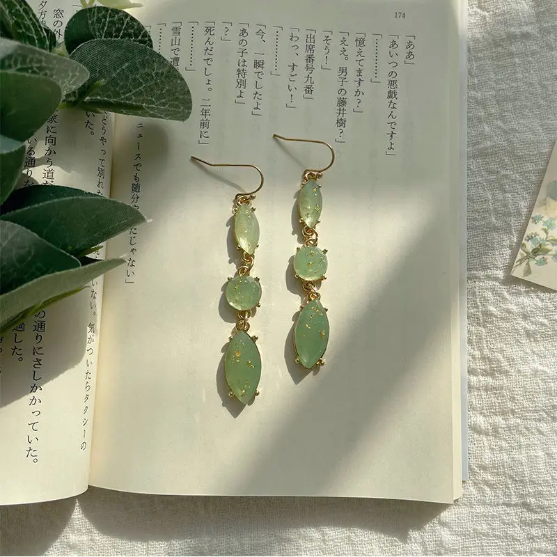 

2021 new green gentle temperament trend earrings ear clip eardrop accessories