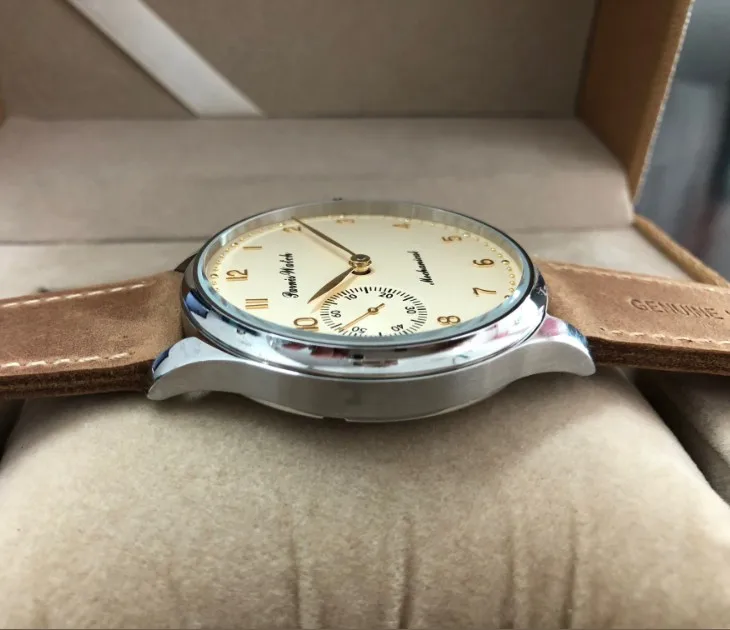 Мужские часы PARNIS с сапфировым стеклом или минеральным 44 мм молочно желтым