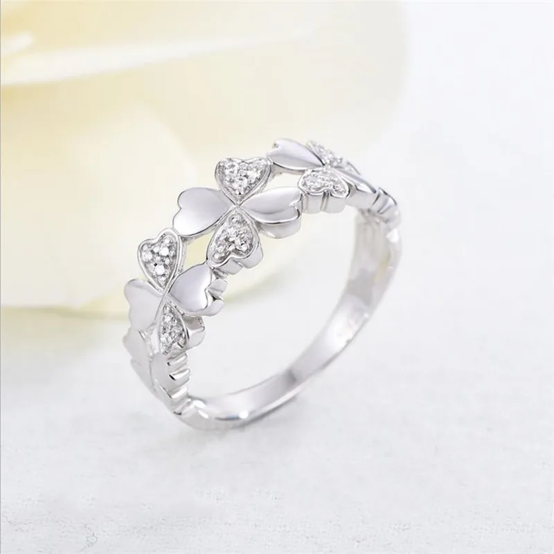 Кольцо женское из серебра 925 пробы с цирконом в виде клевера | Украшения и