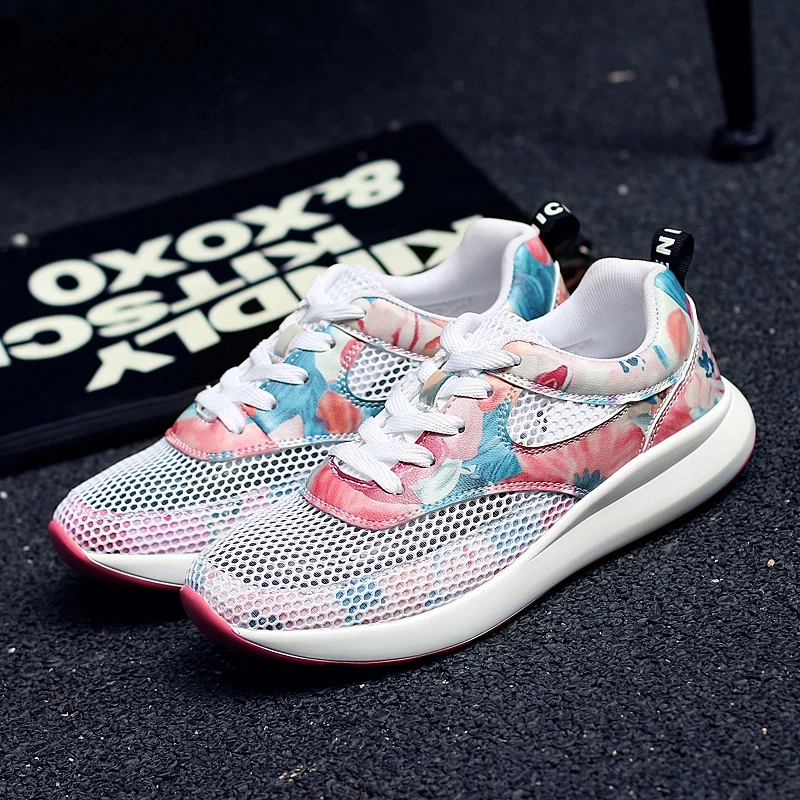 Кроссовки женские в римском стиле вулканизированная подошва сетчатые дышащие