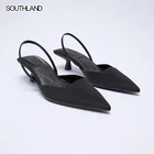 Женские туфли на высоком каблуке, с острым носком и ремешком на пятке