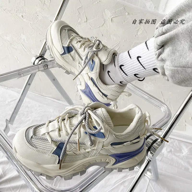 Женские кроссовки на танкетке Вулканизированная подошва Повседневная модная