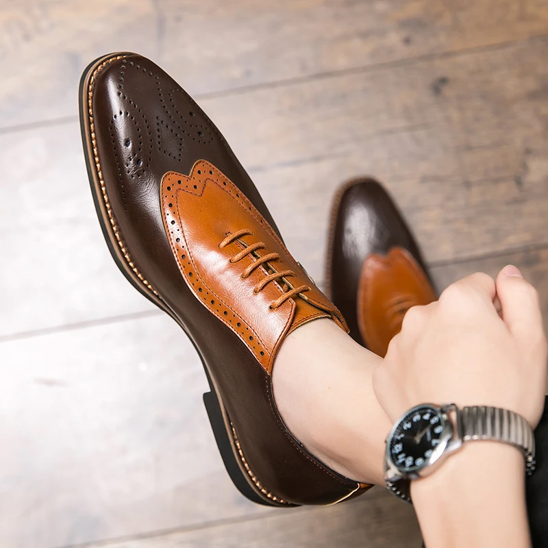 

Retro Leather Men Dress Shoes Luxury Brand Men Oxford Shoes Italian Style Male Shoes Pointed Brogue Carving Men Loafers 38-48