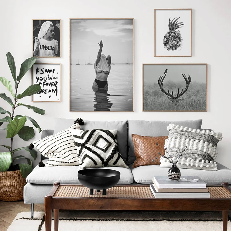 

Smoking Girl Wall Art Canvas Painting Elk Poster Animal Painting Living Room Kitchen Decoration