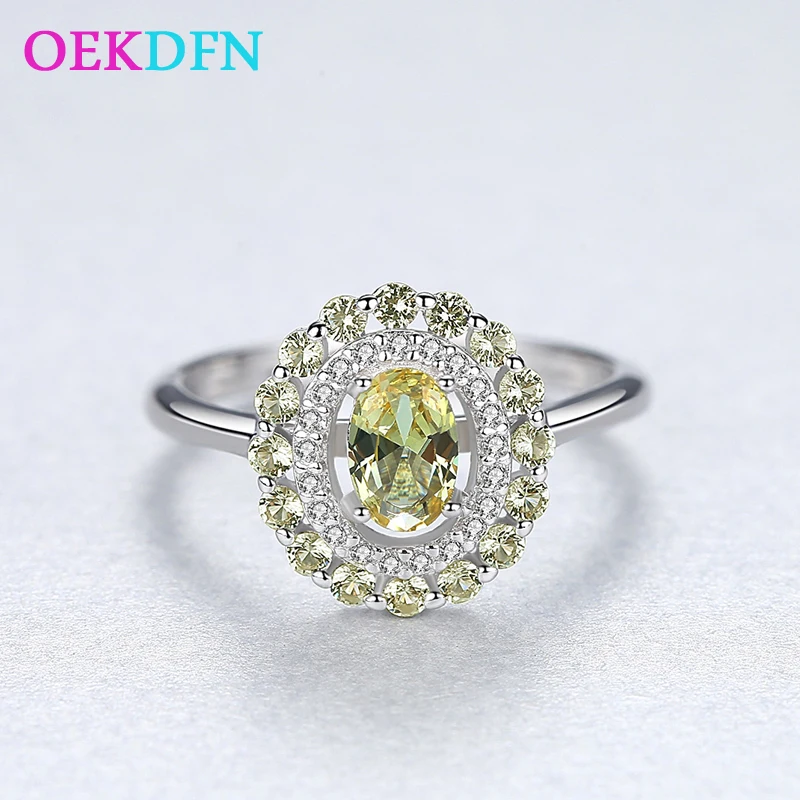 

Кольцо женское из серебра 925 пробы, с бриллиантами